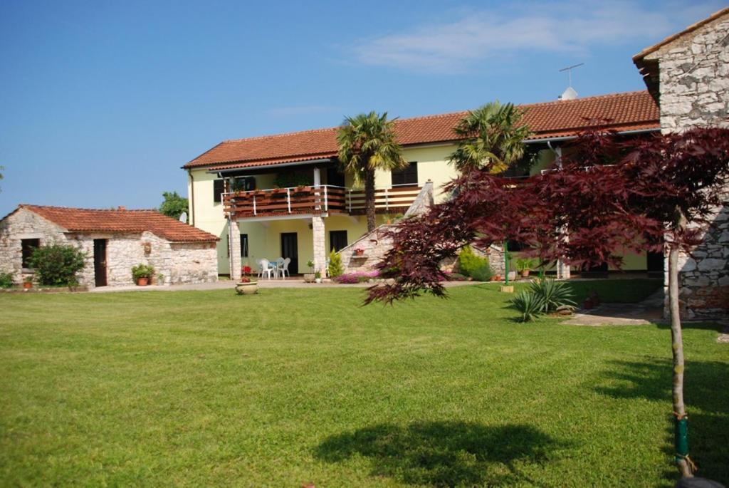 Moratto'S Apartments Umag Dış mekan fotoğraf